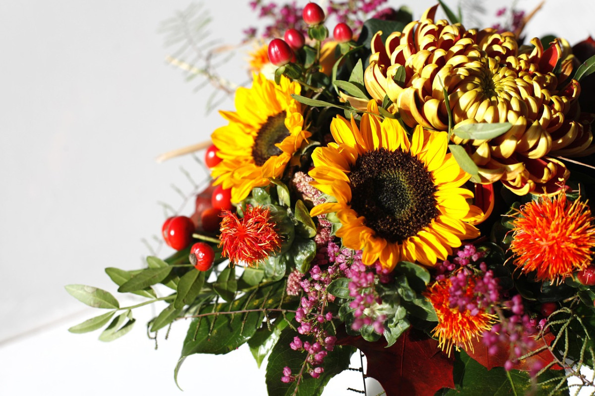 bunch of flowers 3716645 1280
